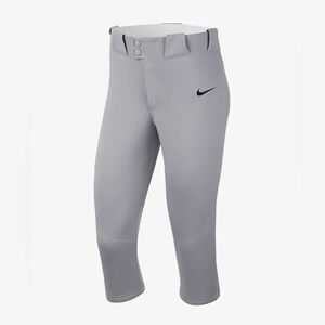New Nike Vapor Select
Women's 3/4-Length Softball Pants in XXL / 20w / 22w